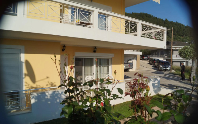 Τhe Sunny Apartments