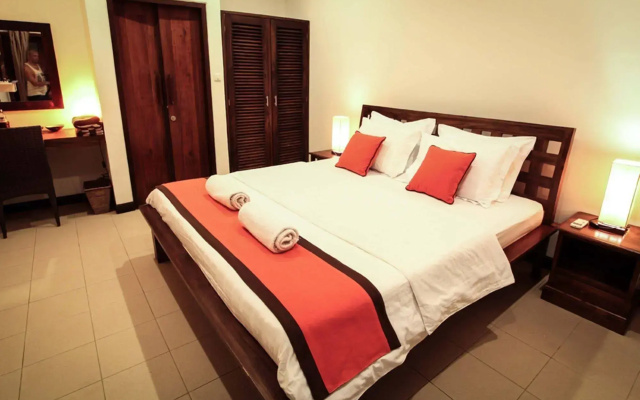 Bale Sampan Bungalows