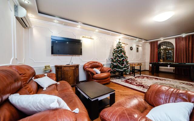 Дом на улице Василия Бутурлина 108