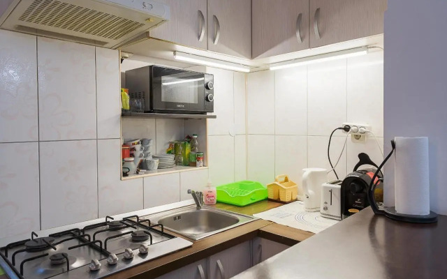 Center Walking Apartment and Room
