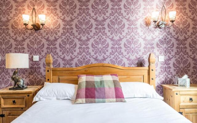 The Littleton Arms
