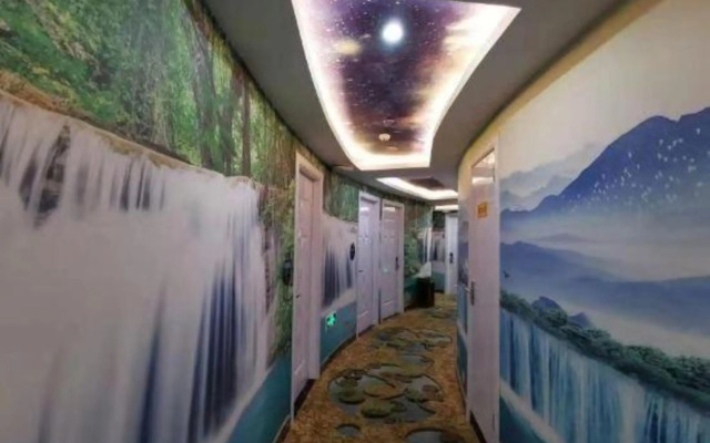 Huzhong Hotel