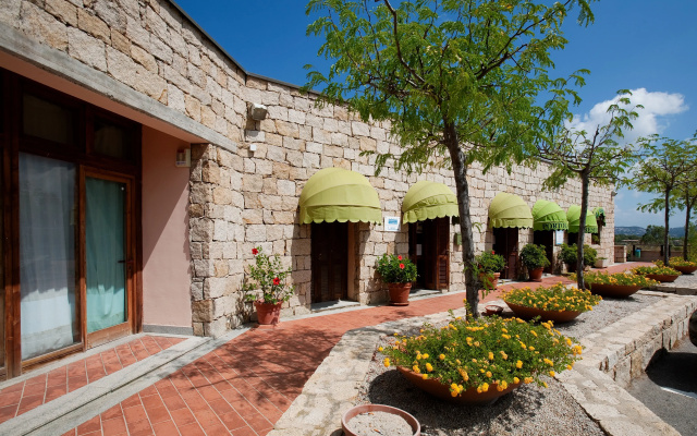 Swadeshi Porto Laconia Residence