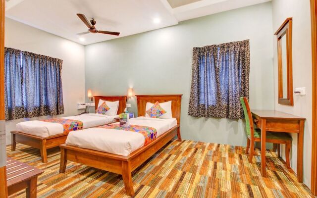 FabHotel Rithika Inn Luxe