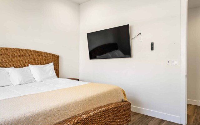 The Ann Marie #f1 6 Bedroom Townhouse