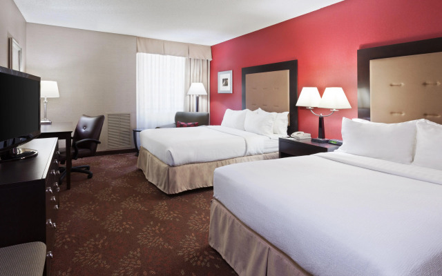 Holiday Inn Cincinnati Airport by IHG
