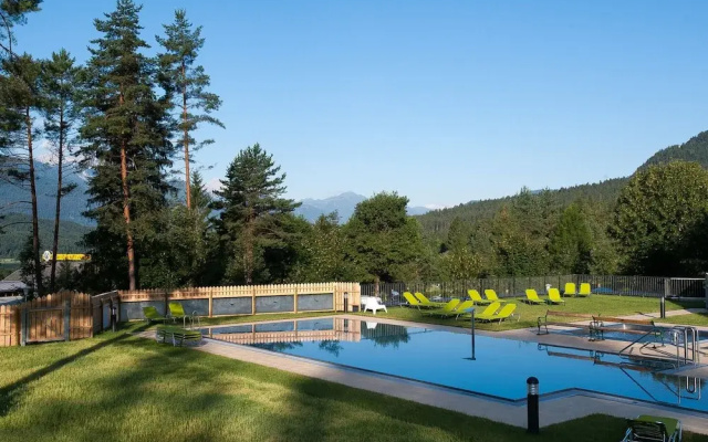 Luxury Chalet With ac Near Pressegger See