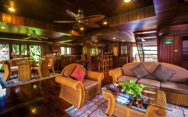 Erawan Villa Hotel