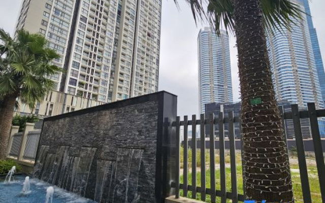 Luxury 2Br Vinhomes Skylake - City view/Landmark 72