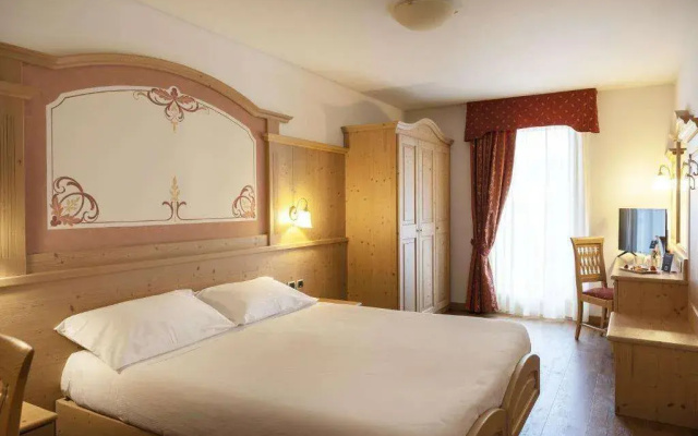 Beverly Alps Hotel & Spa