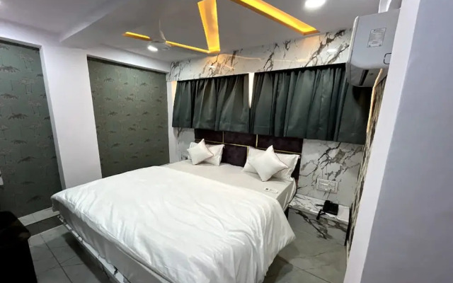 Hotel Bhavya Mansion