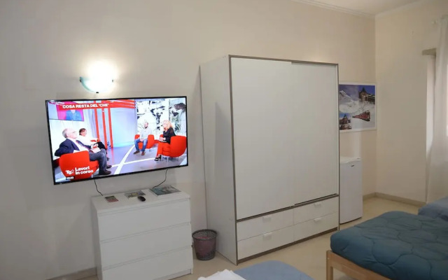 Room-emilio Home Triple Room in our Cozy
