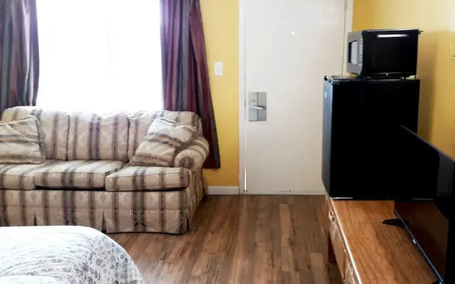 Budget Inn