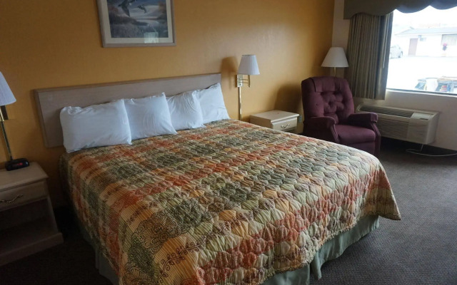 Pearsall Executive Inn