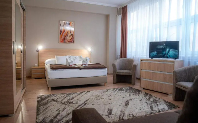 Hotel Dzsungel