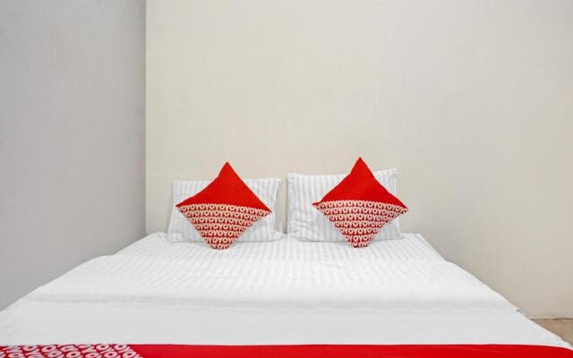 OYO 90743 Kartini Populer