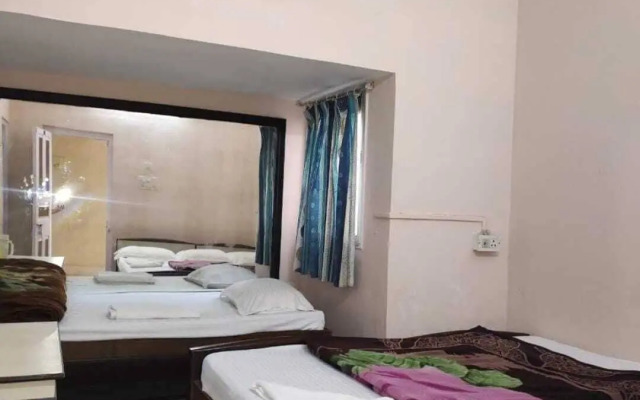 Hotel Dolphin