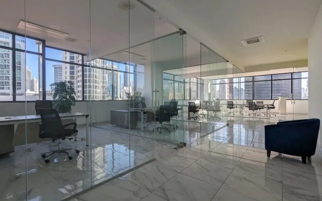 w Brilliant 1BR w Beautiful View in Calle 50