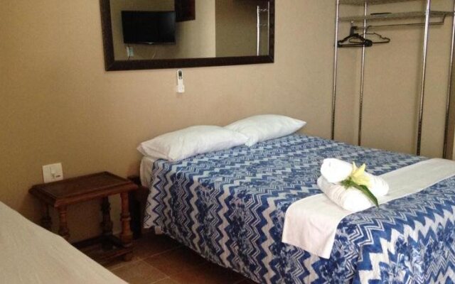Pousada E Hostel Meia Lua