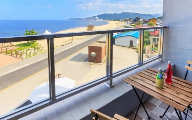 Gangneung Terra 176 Pension