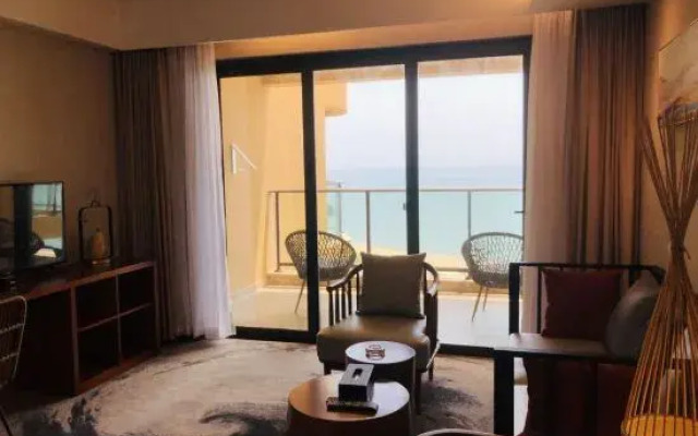 Good Time Seaview Hotel