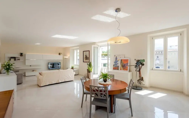 Life & View Luxury Apartments