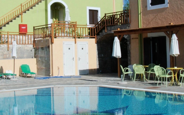 Perla Apartments