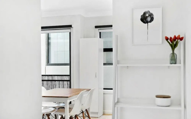 SIENNA, 1BDR South Melbourne Apartment
