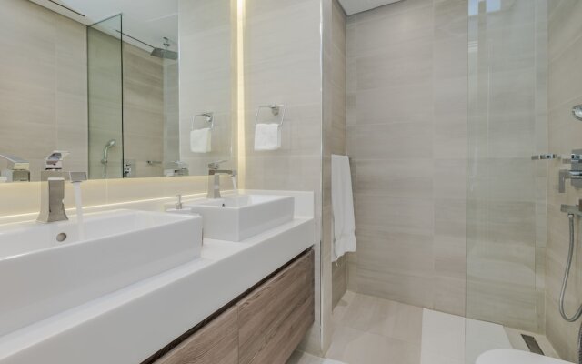 FAM Living - Mada Residences Downtown