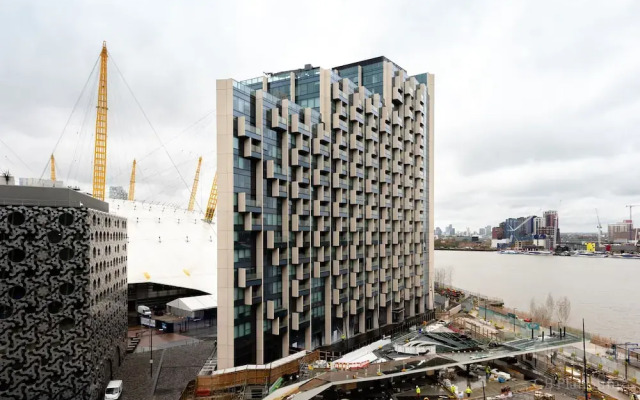 Platinum Apartment next to O2 Arena
