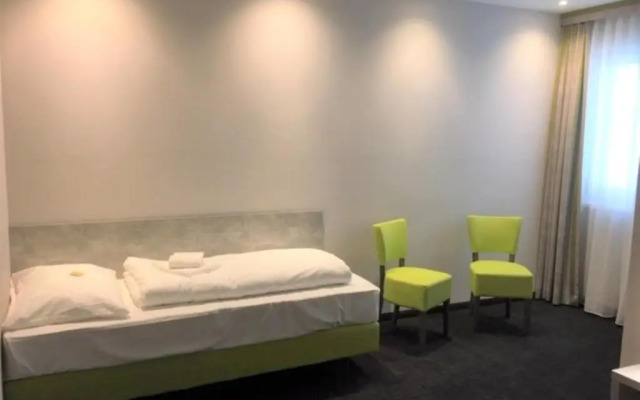 SleepySleepy Hotel Dillingen