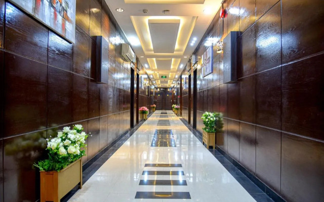 laylaty (Hamra Branch)