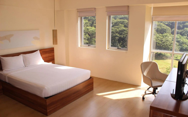 Pico Sands Hotel