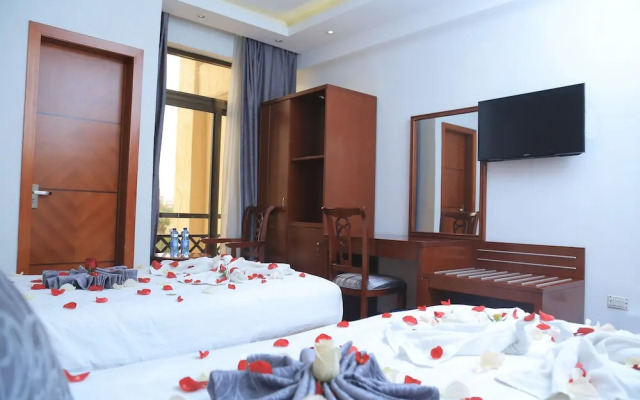 Sunland Hotel