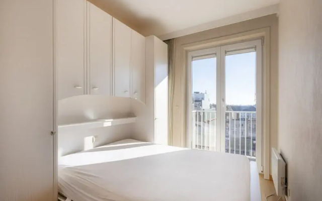 Central Seafront Apartment in Koksijde