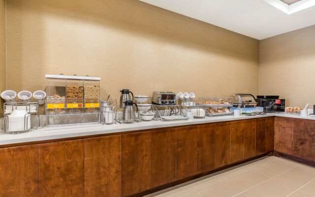 Comfort Suites Houston I-45 North