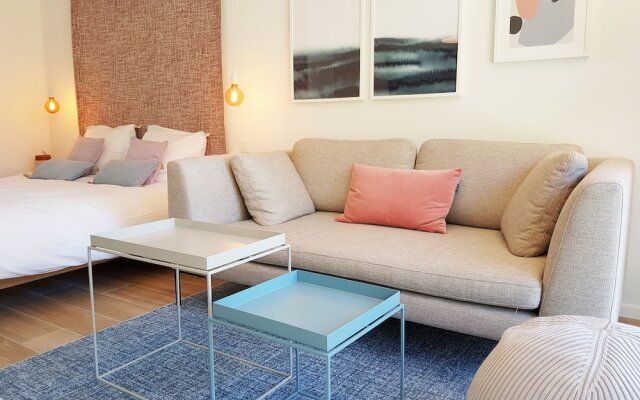 akemi b&b
