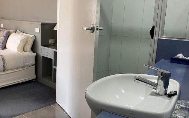 Waves Luxury Suites