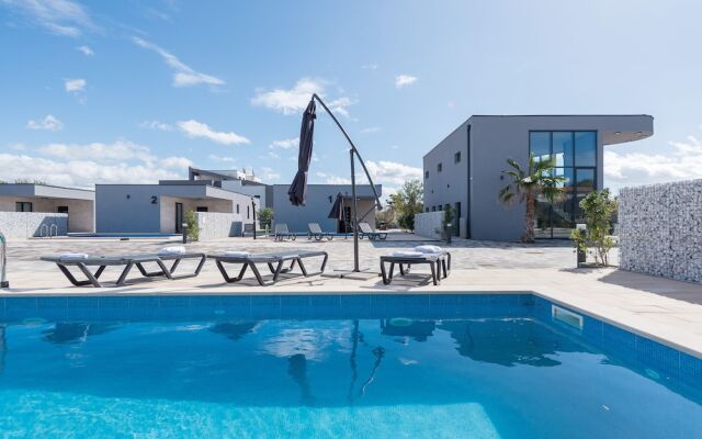 Villas Resort More