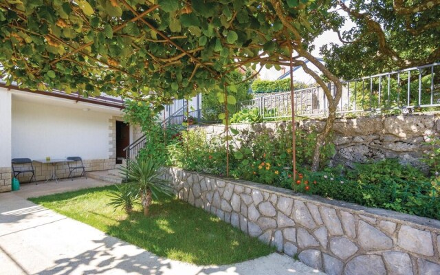 Stunning Apartment in Matulji With 1 Bedrooms and Wifi