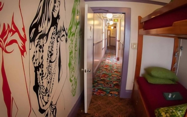 Green Tortoise Hostel