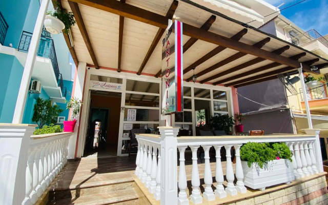 Villa Antonis