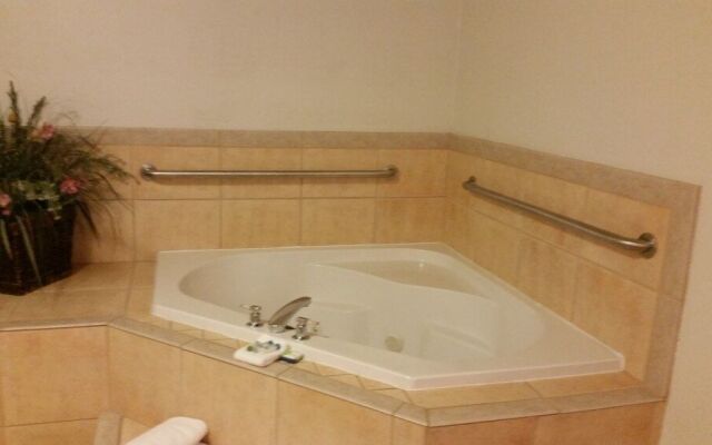 Hampton Inn & Suites Crescent City