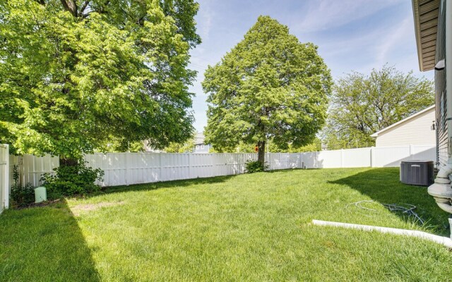 Spacious Champaign Home By University Of Illinois!