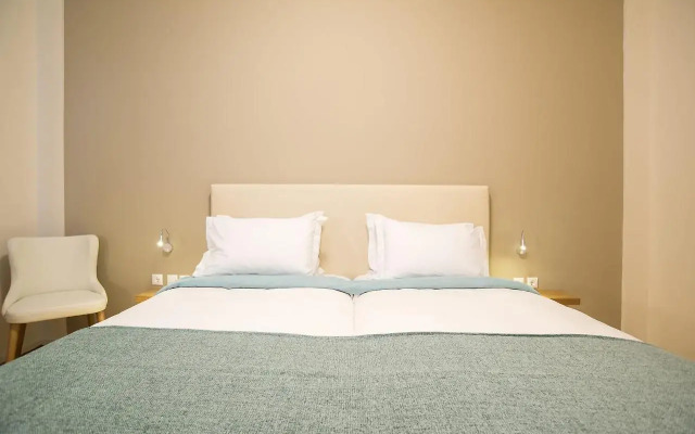 V Hotel Delphi
