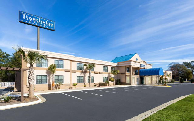 Travelodge by Wyndham Perry National Fairgrounds Area I-75