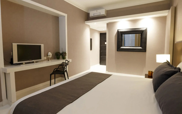 1253 Recoleta Small Hotel