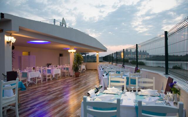 Water Side Resort & Spa