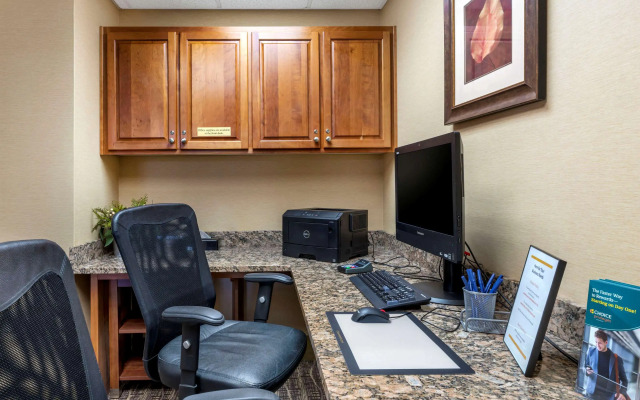 Comfort Suites Eugene University