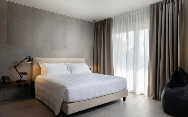 B21 Lifestyle Hotel